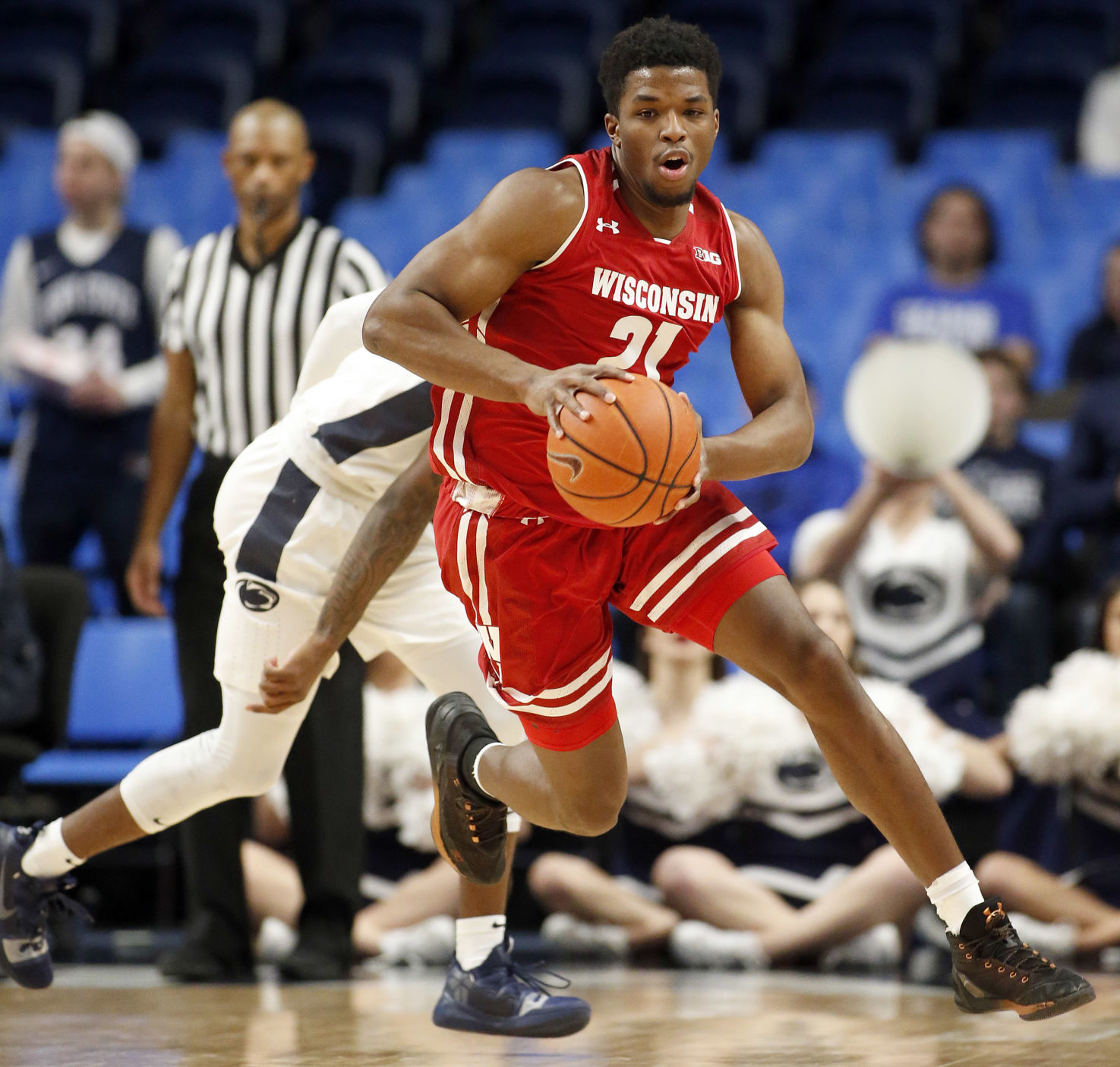 Badgers 71, Nittany Lions 52